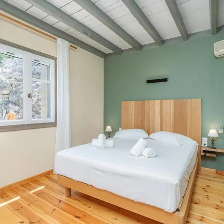 Holidays Apartment *
