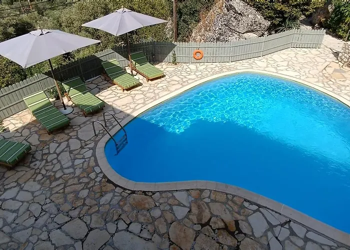 Holidays * Κατούνα